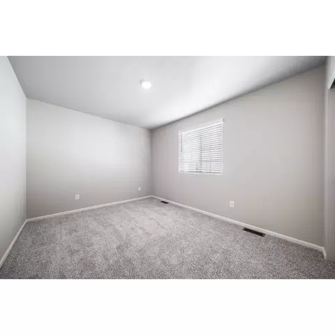 22252 E 38th Pl, Aurora, CO 80019 photo 14