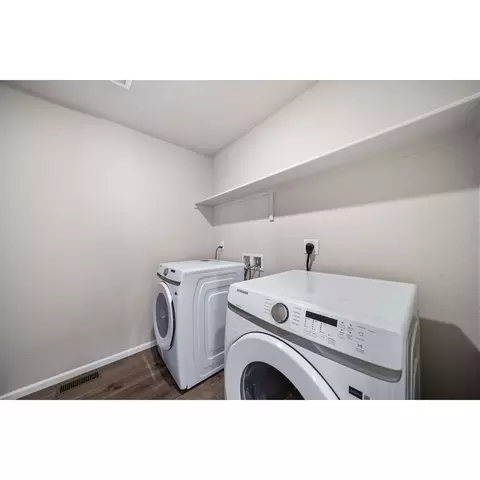 22252 E 38th Pl, Aurora, CO 80019 photo 5
