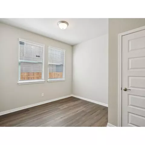 117 Marfa Dr, Kyle, TX 78640 photo 13