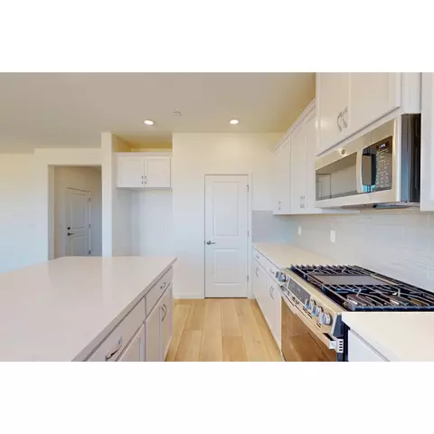 2890 Delegate Dr, Lincoln, CA 95648 photo 8