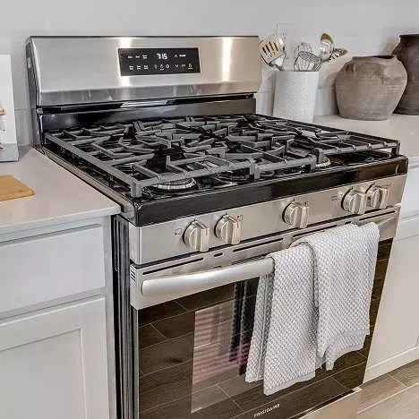 Kitchen - 334 Superior Blvd, Saint Augustine, FL 32092 photo 2 of 6