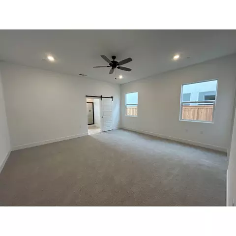 2259 N Duke Ave, Clovis, CA 93619 photo 5