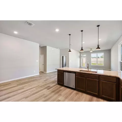 1902 Viva Rd, Bryan, TX 77807 photo 11