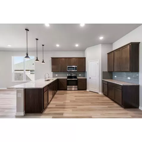 1902 Viva Rd, Bryan, TX 77807 photo 8