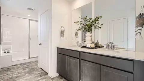 Bath - 6836 E 149th Dr, Thornton, CO 80602 photo 1 of 3