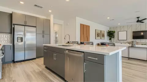 2410 Walker St, Rialto, CA 92377 photo 4