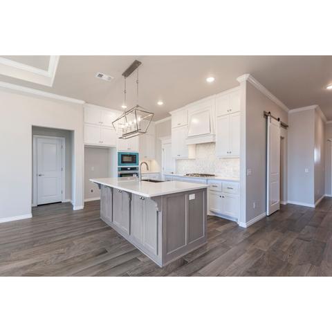 2908 Hazel Holw, Moore, OK 73160 photo 6