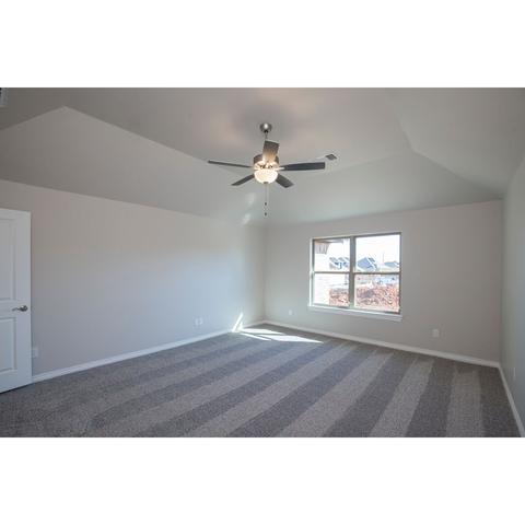 2908 Hazel Holw, Moore, OK 73160 photo 16