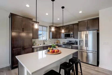 Kitchen - 384 Sweetwater Blvd, Port Washington, WI 53074 photo 1 of 6