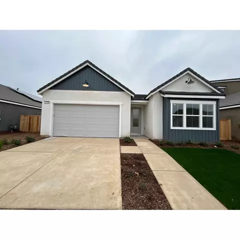 Exterior - 1320 Summerset Ave, Clovis, CA 93619 photo 1 of 1