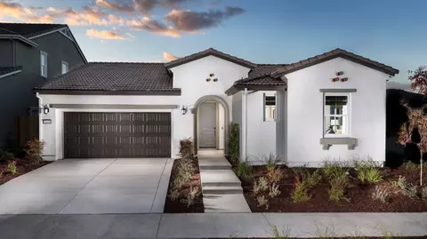 Exterior - 5413 Kusnick Ave, Tracy, CA 95377 photo 3 of 4