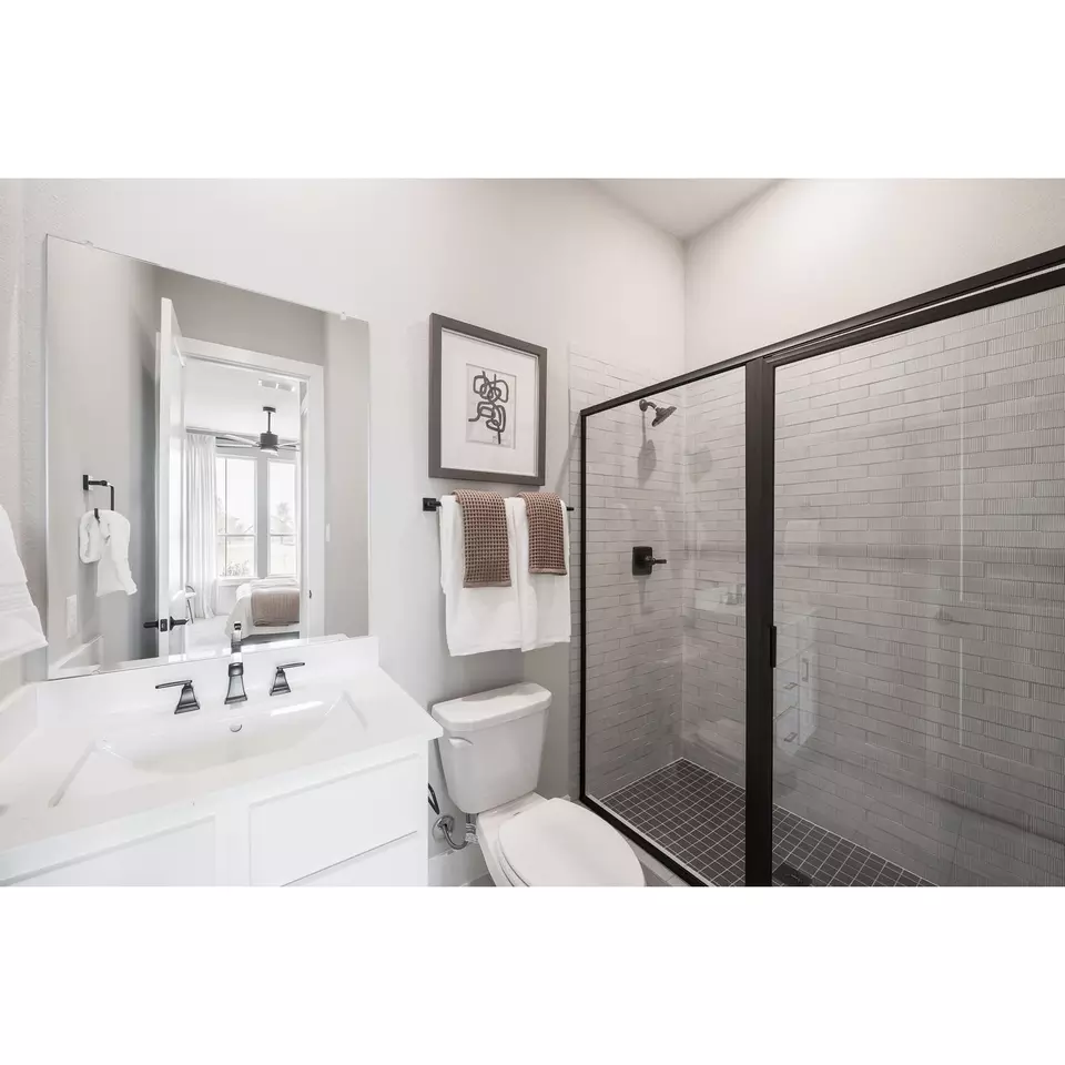 Bath - Plan Fulbright - 7530 Sunset Ridge Ln, Fulshear, TX 77441 photo 4 of 4