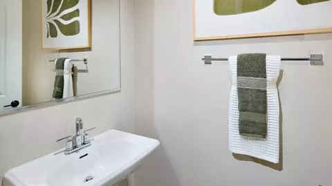Bath - 734 Mara Loop UNIT 3, Chula Vista, CA 91911 photo 1 of 3