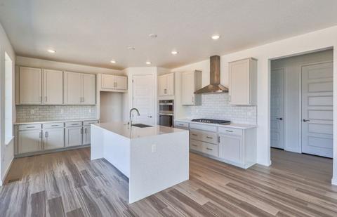 23903 E 39th Ave, Aurora, CO 80019 photo 13