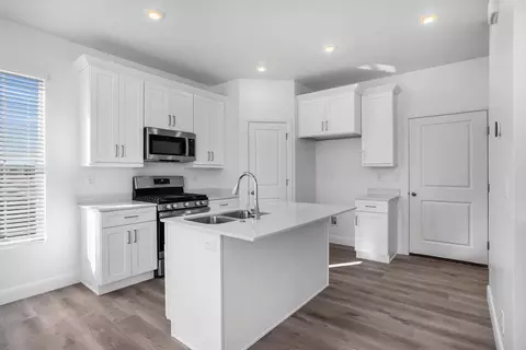 498 W Carnation Ct, Saint George, UT 84790 photo 13