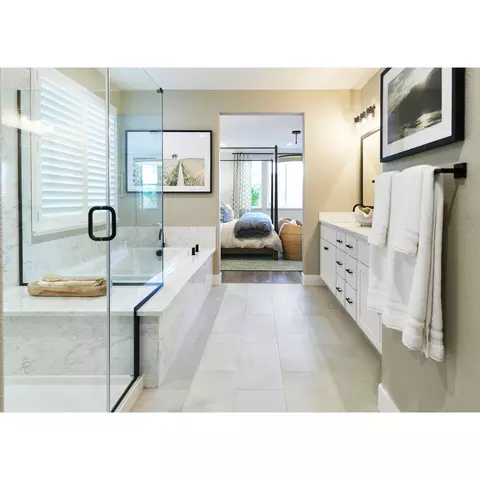Bath - 92 Bodega Dr, Lodi, CA 95240 photo 2 of 3
