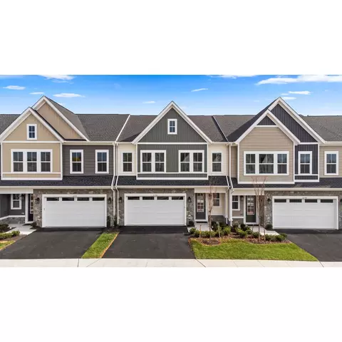 6902 Barbera Dr, Gainesville, VA 20155 photo 4