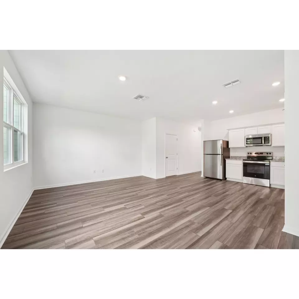 Living - 111 Cotton Leaf Blvd, Moncks Corner, SC 29461 photo 2 of 2