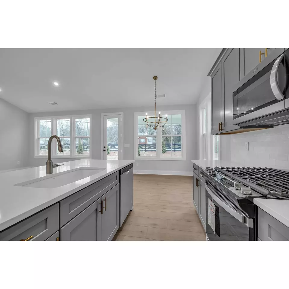 Kitchen - Plan Sweetpea - 7531 Pinewood Dr, Chattanooga, TN 37421 photo 3 of 3