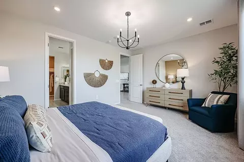 Bedroom - 2495 E Boulder Ave, Apache Junction, AZ 85119 photo 3 of 3