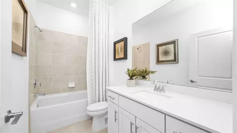 Bath - 19649 Hinkley Dr, Estero, FL 33928 photo 3 of 3