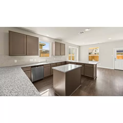 2915 August Mist Ct, Conroe, TX 77304 photo 7