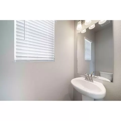 22112 E 38th Pl, Aurora, CO 80019 photo 7
