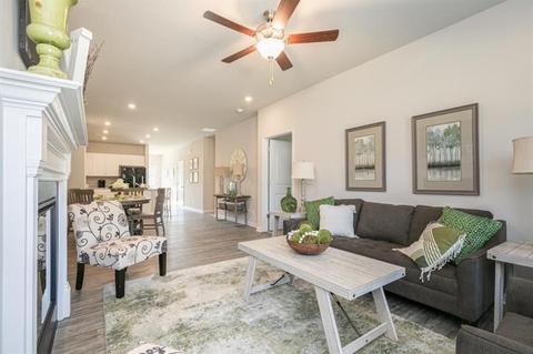 140 Lyons Dr, Rome, GA 30165 photo 3