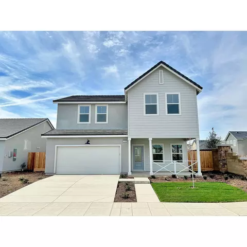 1088 Horizon Dr W, Madera, CA 93636 photo 1