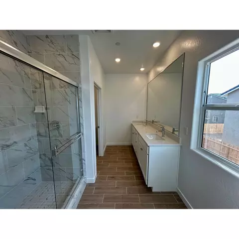 1088 Horizon Dr W, Madera, CA 93636 photo 6