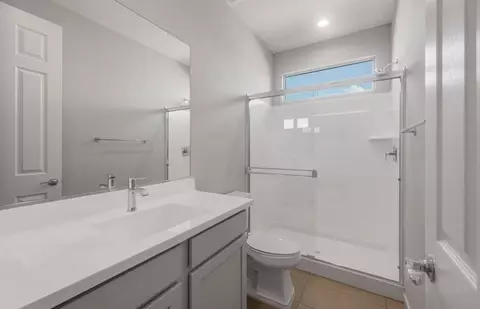 Bath - 1373 W Saddle Run, Apache Junction, AZ 85120 photo 2 of 2