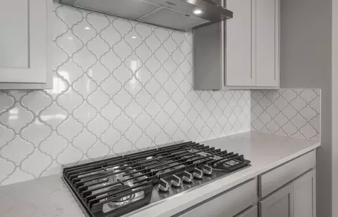 Kitchen - 1373 W Saddle Run, Apache Junction, AZ 85120 photo 3 of 4