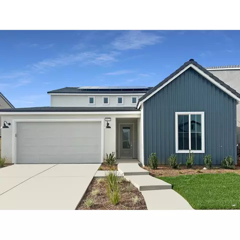 1077 Wildflower Dr, Madera, CA 93636 photo 1