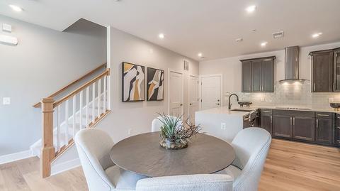 1680 Bandit Loop, Reston, VA 20190 photo 5