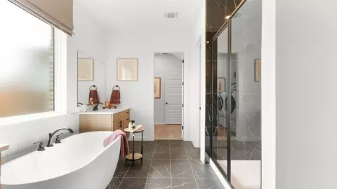 Bath - 1009 Steele Summit Rd, Georgetown, TX 78628 photo 3 of 10
