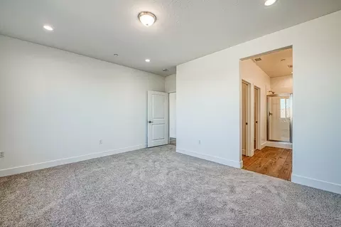 Bedroom - 1054 Talus Way S, Madera, CA 93636 photo 5 of 7