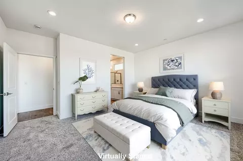 Bedroom - 1054 Talus Way S, Madera, CA 93636 photo 5 of 7
