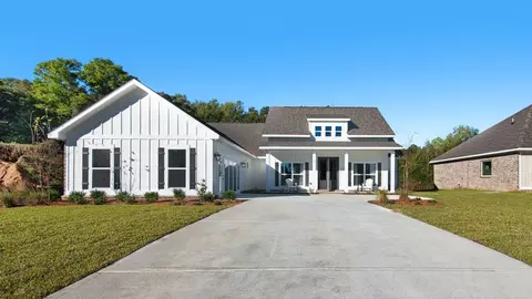 5930 Greenfield St, Pace, FL 32571