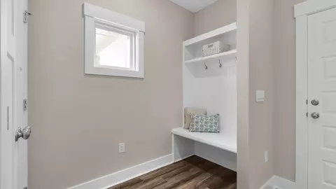 Entry Way - 5930 Greenfield St, Pace, FL 32571 photo 4 of 4