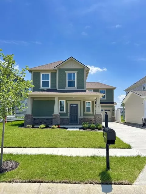 5661 Arcade Blvd, Mccordsville, IN 46055