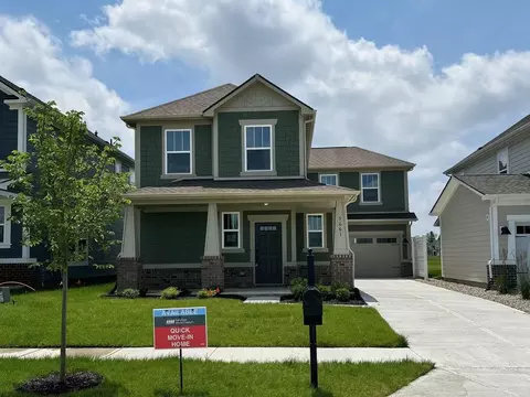 5661 Arcade Blvd, Mccordsville, IN 46055