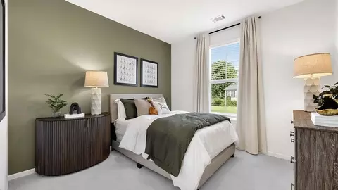 Bedroom - 129 Overton Dr, Perry, GA 31069 photo 3 of 6