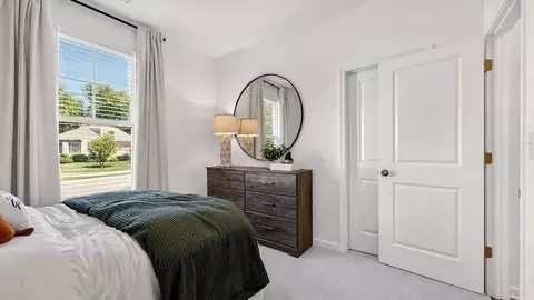 Bedroom - 129 Overton Dr, Perry, GA 31069 photo 4 of 6