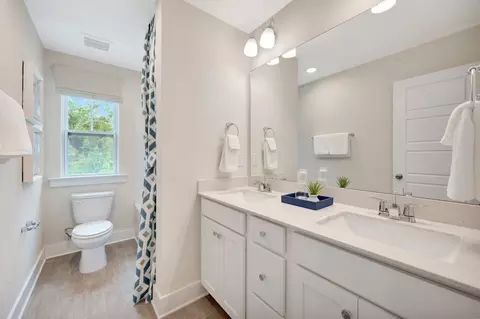 Bath - 2940 Spring Manor Way, Garner, NC 27529 photo 3 of 4