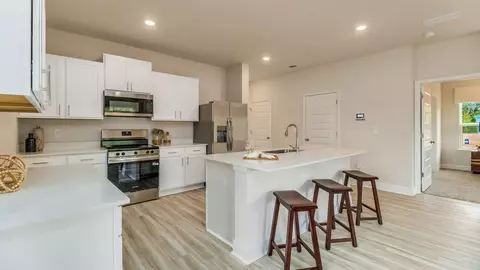 Kitchen - 5825 Cactus Dr, Milton, FL 32583 photo 2 of 5
