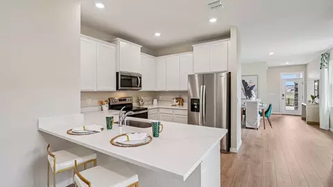 Kitchen - 5204 NW 41st Loop, Ocala, FL 34482 photo 3 of 5