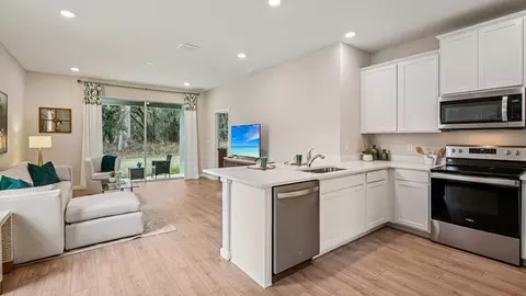 Kitchen - 5204 NW 41st Loop, Ocala, FL 34482 photo 2 of 5