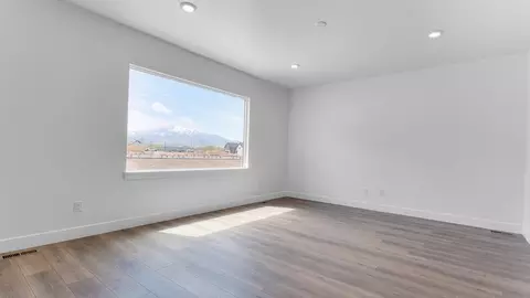 Living - 718 N 1600 E, Salem, UT 84653 photo 1 of 5
