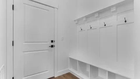 Entry Way - 718 N 1600 E, Salem, UT 84653 photo 3 of 5