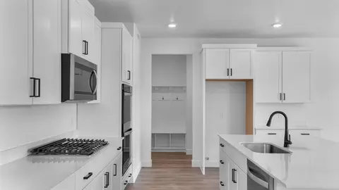 Other - 718 N 1600 E, Salem, UT 84653 photo 2 of 15